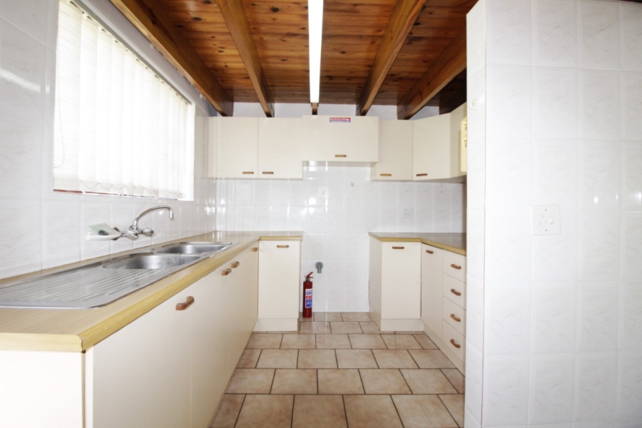 3 Bedroom Property for Sale in Jeffreys Bay Central Eastern Cape